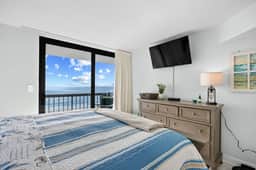 Waterpointe 1 Unit 702 - Image 2