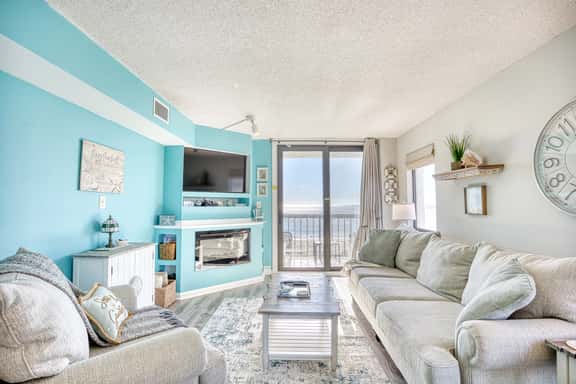Waterpointe 1 Unit 407 - Image 1