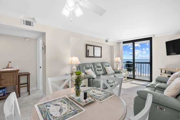 Waterpointe 1 Unit 702 - Image 1