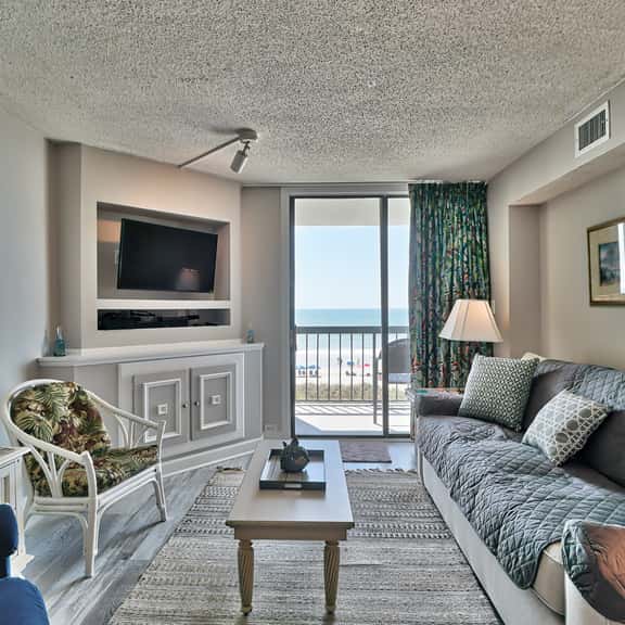 Waterpointe 1 Unit 406 - Image 1