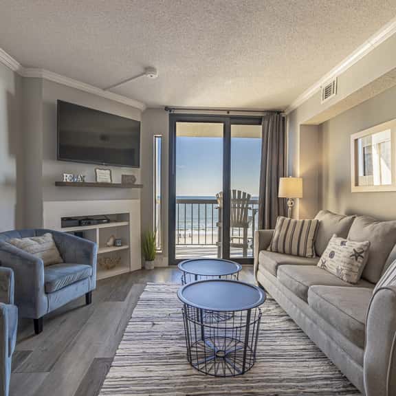 Waterpointe 1 Unit 606 - Image 1