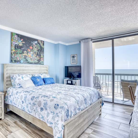Waterpointe 1 Unit 805 - Image 1