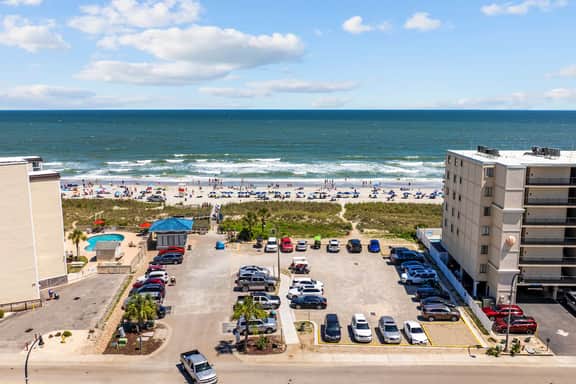 Ocean Breeze Luxury Resort Unit 3C - Image 3
