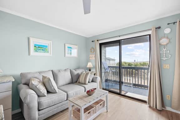 Sea Cabin Resort Unit 104 - Image 3