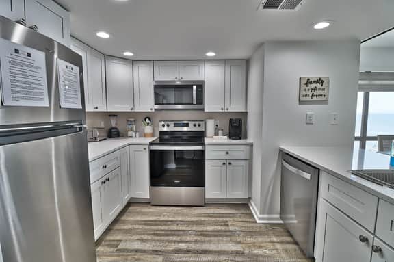 Waterpointe 1 Unit 701 - Image 2