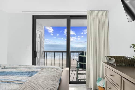 Waterpointe 1 Unit 702 - Image 3