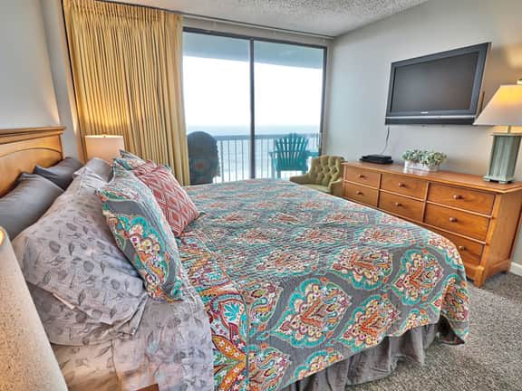 Waterpointe 1 Unit 804 - Image 3