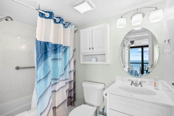 Waterpointe 1 Unit 1006 - Image 2