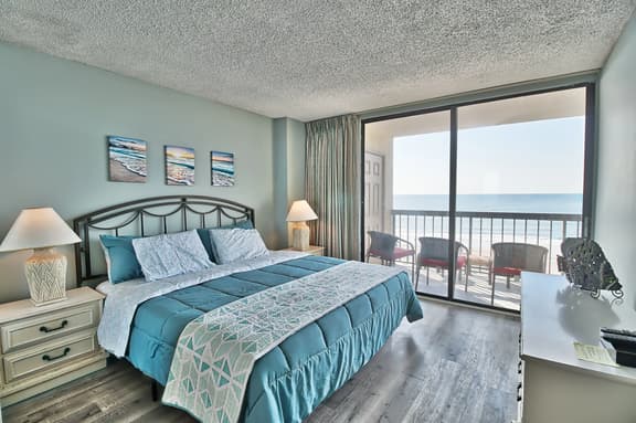 Waterpointe 1 Unit 505 - Image 1
