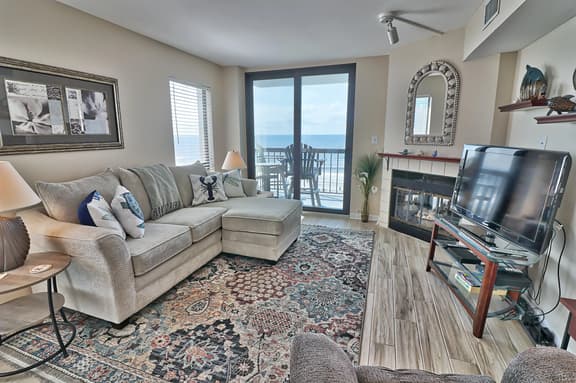 Waterpointe 1 Unit 601 - Image 1