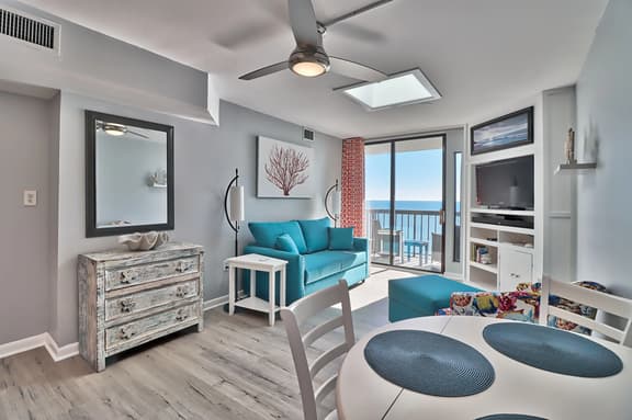 Waterpointe 1 Unit 1002 - Image 1