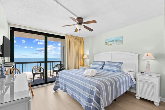 Waterpointe 1 Unit 1006 - Image 1