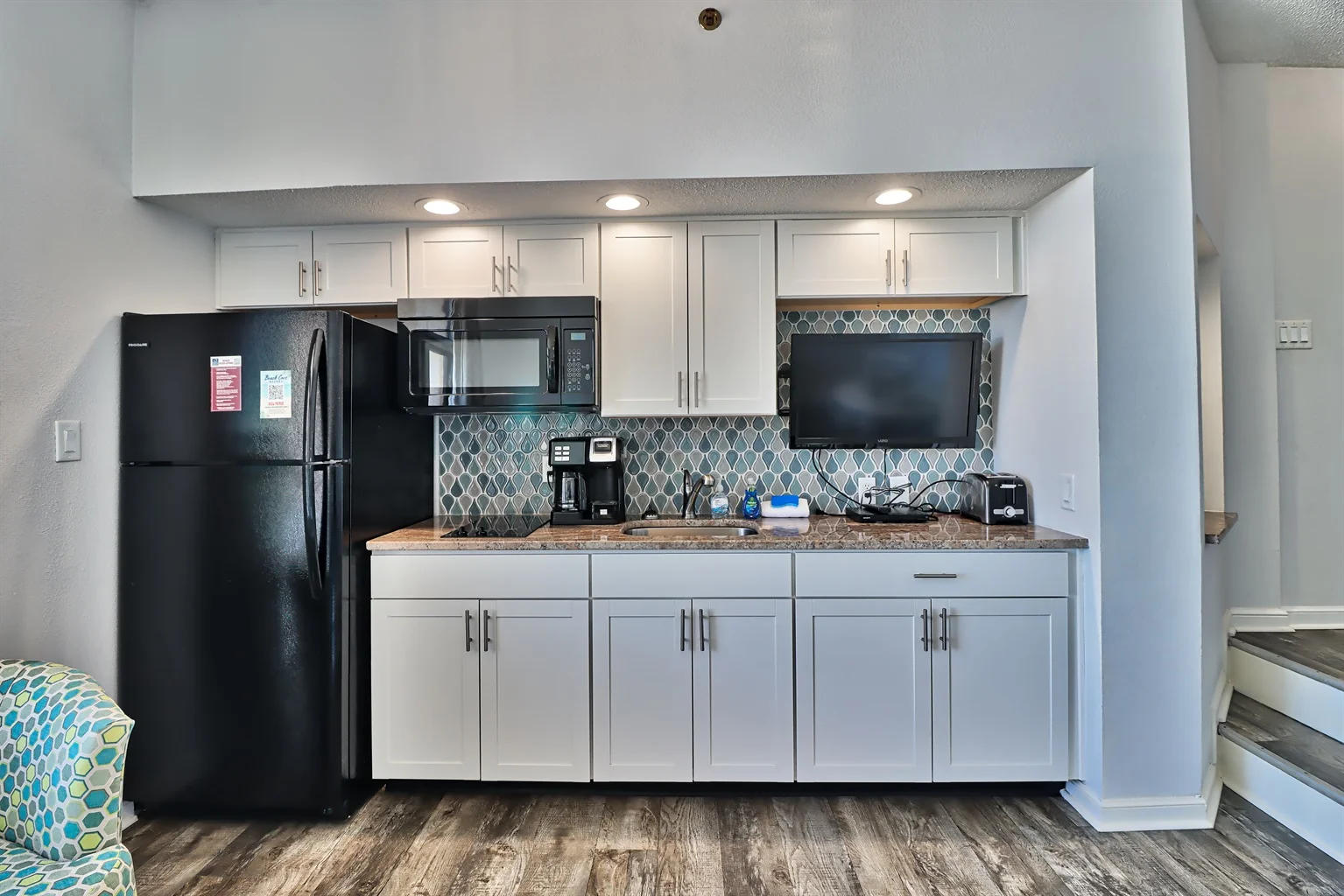efficiency kitchen