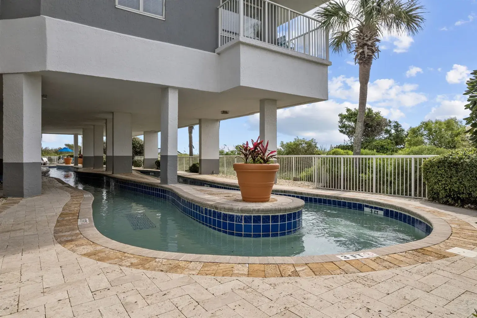 lazy river