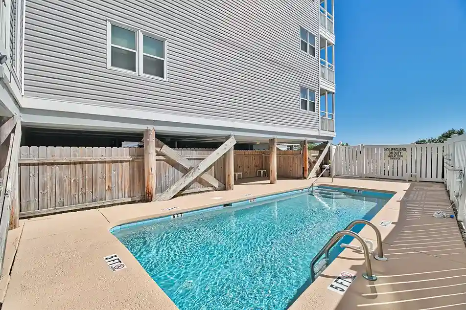 out door pool