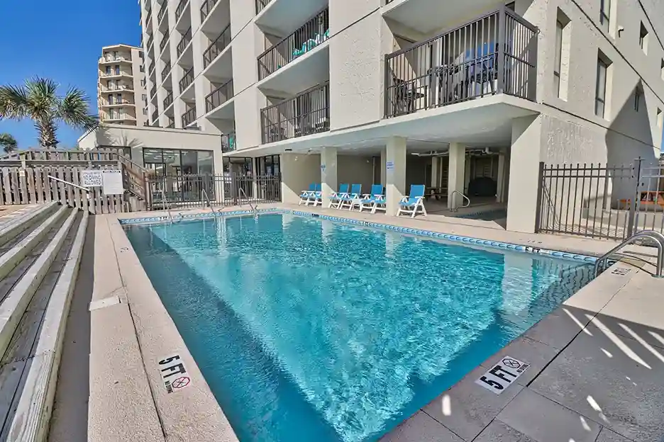 out door pool