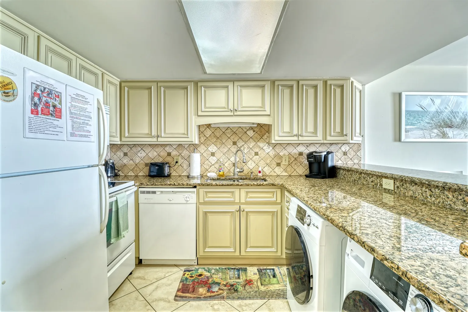 full kitchen