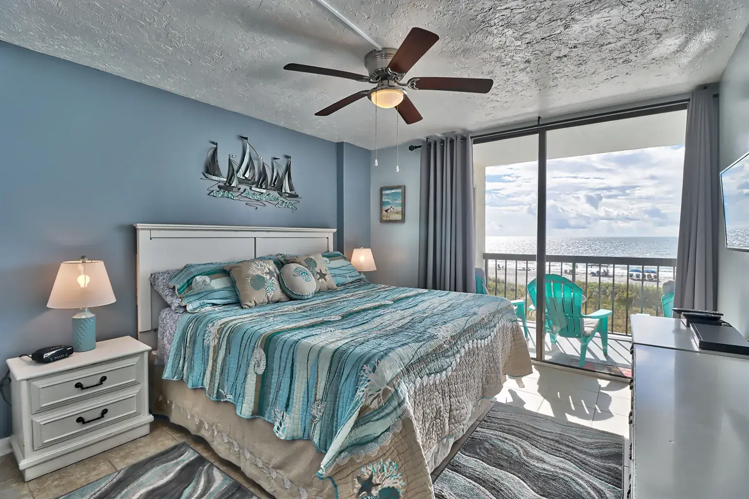 Master suite on ocean