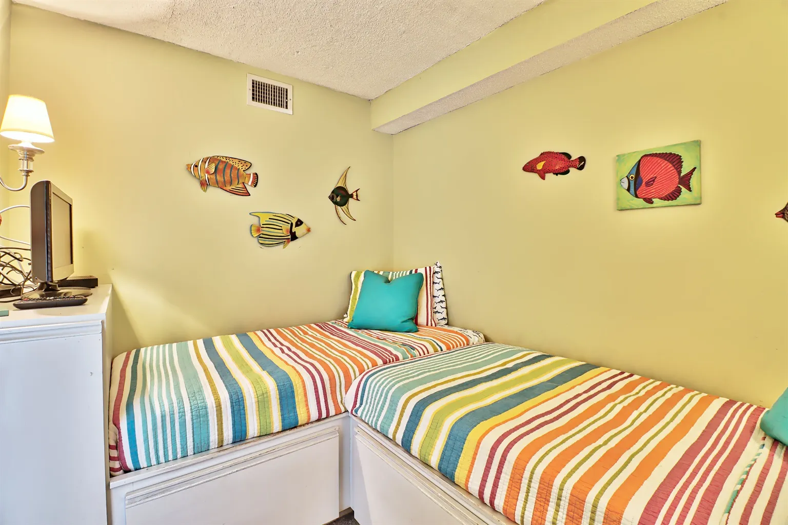 3rd twin bedroom