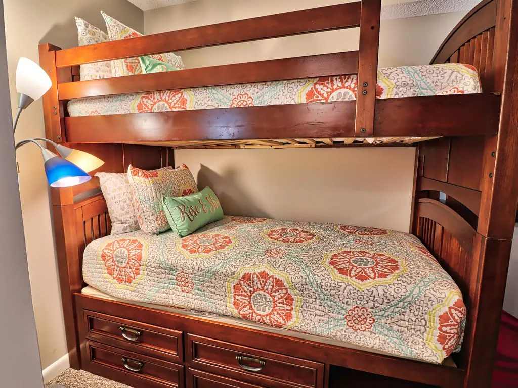 Bunk beds 3rd bed room