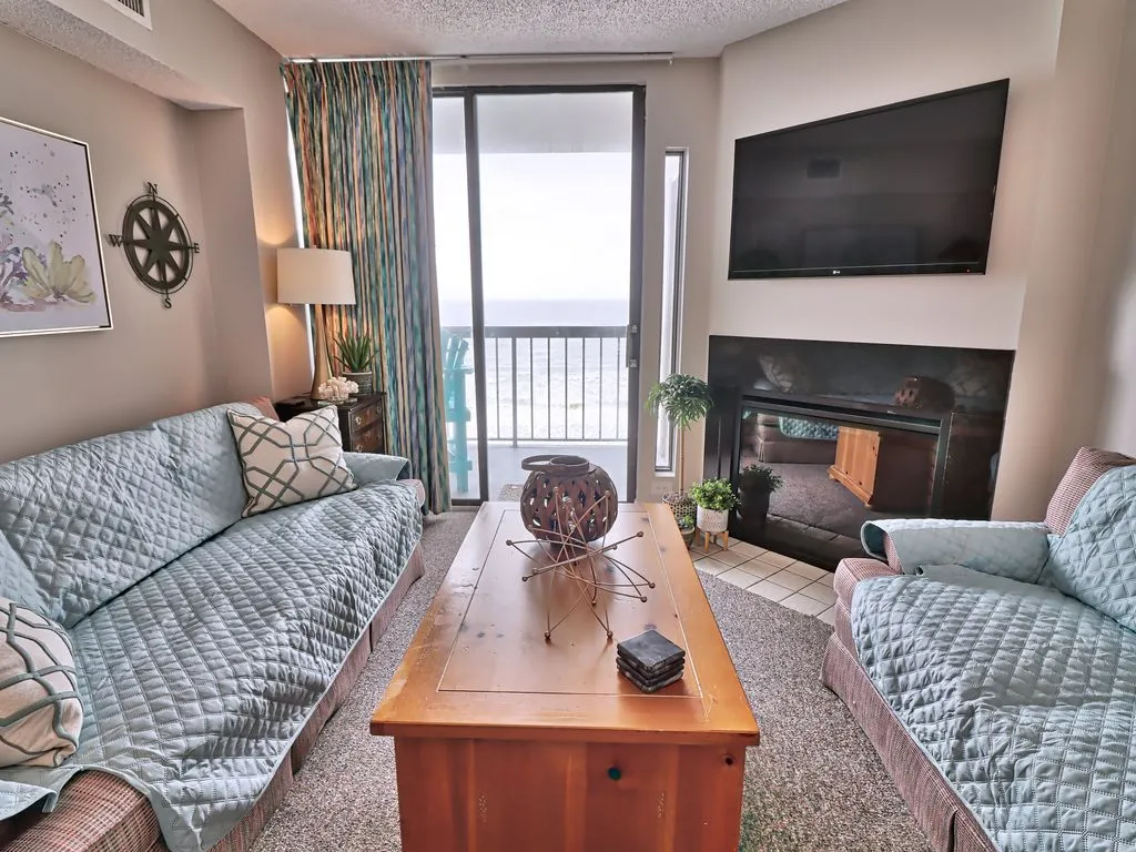 Direct ocean views