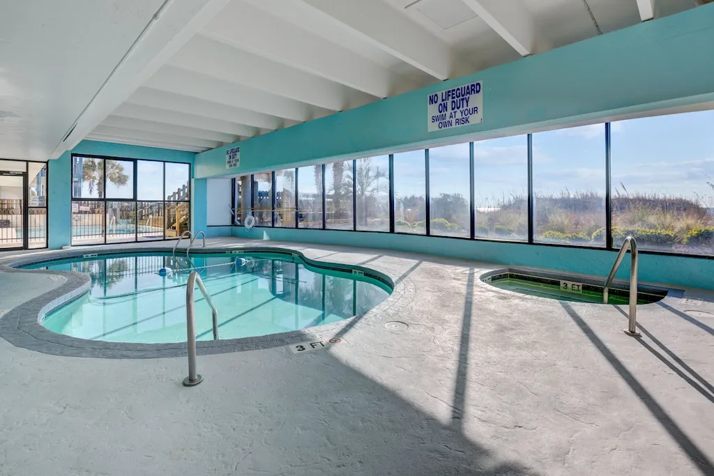 heated pool and hot tub