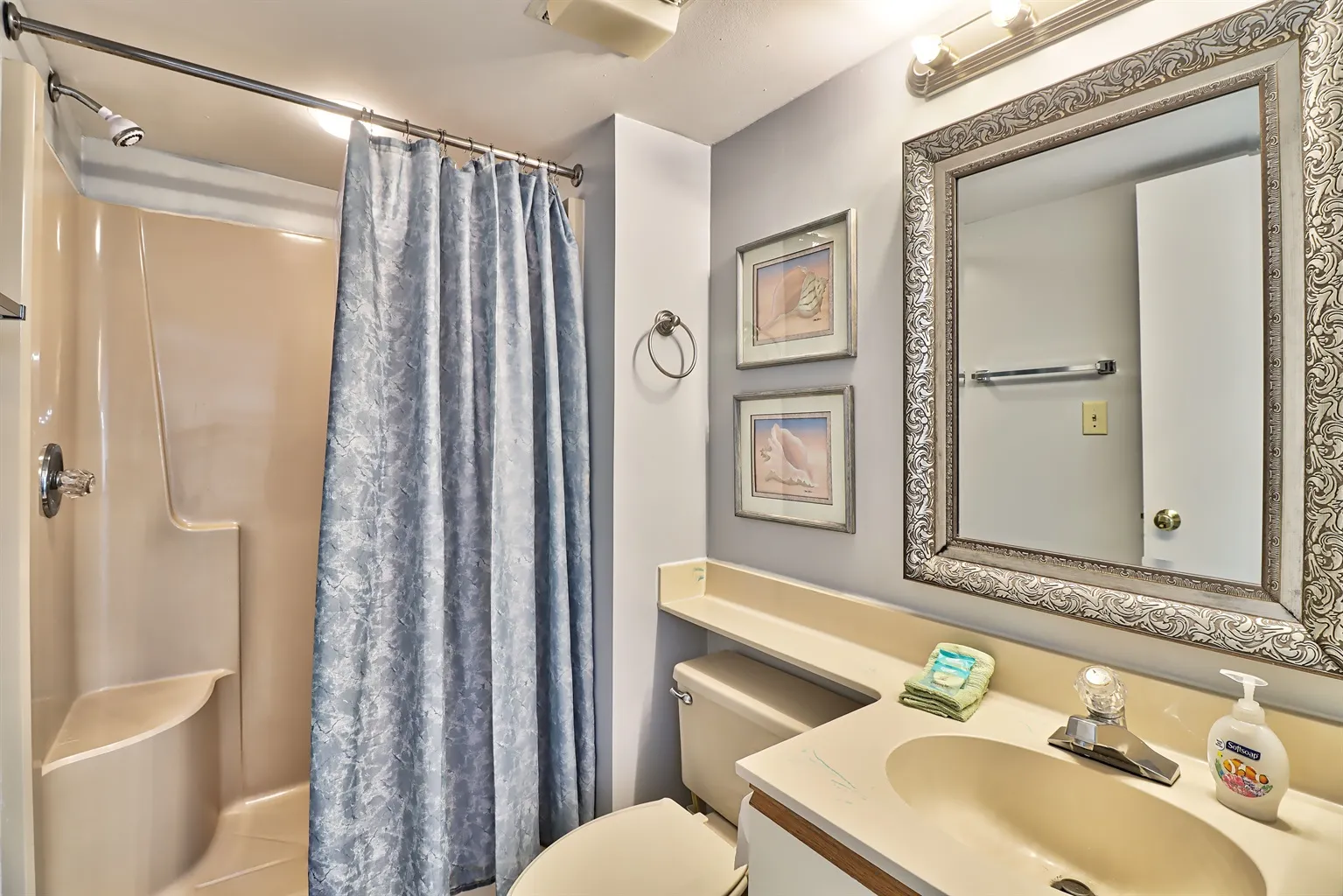 2nd bathroom
