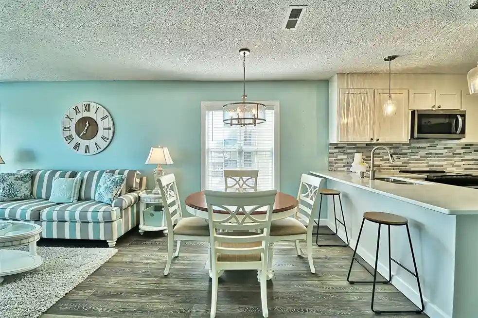 Living/Dining on ocean