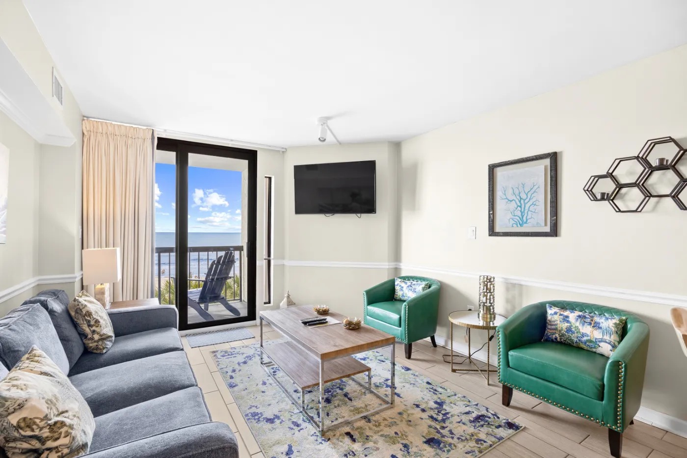 Livingroom on ocean
